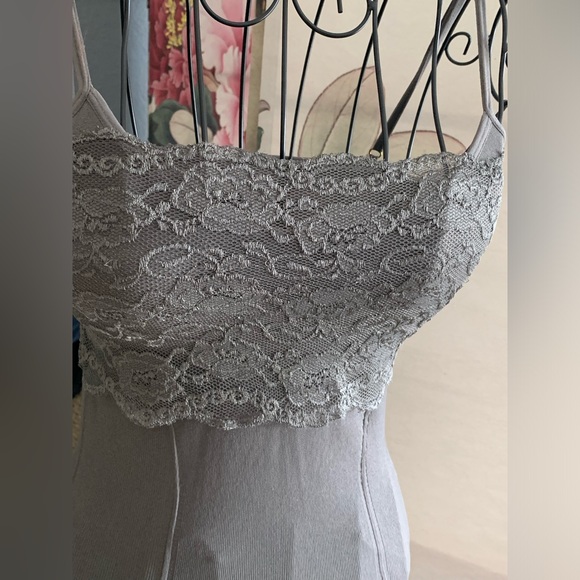 Dusty grey shelf bra cami with lace - Picture 3 of 3